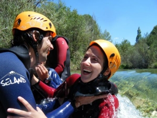  Sport with laughter 